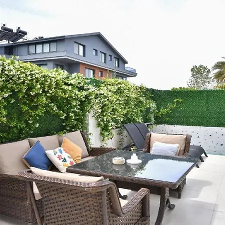 Twin With Private Pool In Fethiye's Center Villa *