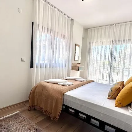 Villa Twin With Private Pool In Fethiye's Center